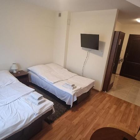 Hotel Monika Makow Mazowiecki Ngoại thất bức ảnh