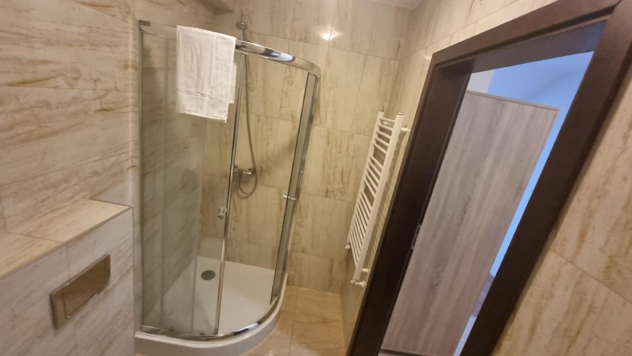 Hotel Monika Makow Mazowiecki Ngoại thất bức ảnh